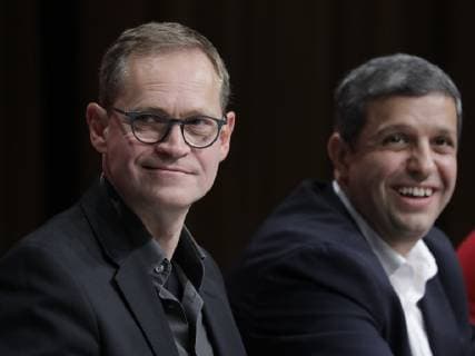 Michael Müller, SPD Landesvorsitzender und Regierender Bürgermeister, Raed Saleh, Fraktionsvorsitzender, Deutschland, Berlin, Maritim Hotel Berlin, SPD Landesparteitag am 16. und 17. November 2018
