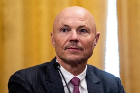 Dr. Philipp Nimmermann, Staatssekretär Finanzministerium Schleswig-Holstein - Portrait Porträt;Pressekonferenz zur Unterzeichnung der Closing-Vereinbarung zum Verkauf der HSH Nordbank, Hamburg Hamburg Deutschland Rathaus