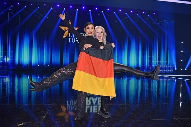 Entertainment Themen der Woche KW08 Entertainment Bilder des Tages S!sters (Carlotta Truman Laurita Spinelli) bei der ARD TV Show Unser Lied fuer Israel (ESC-Vorentscheid) im Studio Adlershof in Berlin am 22.02.2019