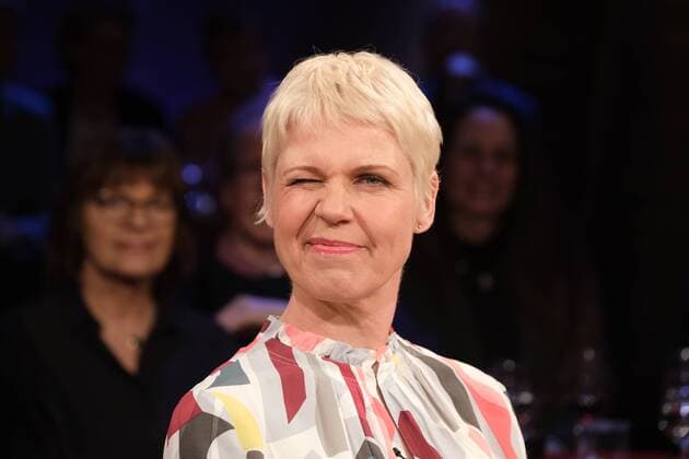 Entertainment Themen der Woche KW11 Entertainment Bilder des Tages Hamburg Cordula Stratmann beim Fototermin der NDR Talk Show Talkshow am 15.3.2019 im NDR Fernsehstudio Hamburg Lokstedt vor der Sendung am gleichen Abend