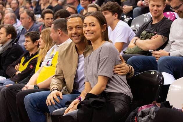 Entertainment Themen der Woche KW11 Entertainment Bilder des Tages Bonn, Deutschland 17.03.2019, Basketball Bundesliga, BBL, Telekom Baskets Bonn vs. BG Goettingen: Andrej Mangold und Jenny Lange. Basketball BBL, Telekom Baskets Bonn vs BG Goettingen
