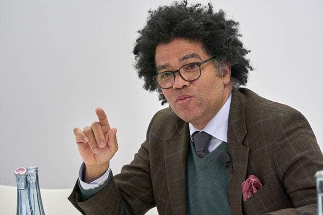 Entertainment Themen der Woche KW15 Entertainment Bilder des Tages 18. Westerwälder Literaturtage 2019 - Ijoma Mangold 11.04.2019, Rheinland-Pfalz, Hillscheid: Ijoma Mangold ist mit seinem Buch Das deutsche Krokodil zu Gast bei den 18. Westerwälder Literaturtagen (WW-Lit) im Kunstraum am Limes.
