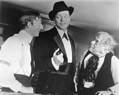CITIZEN KANE Citizen Kane USA 1941 Orson Welles EVERETT SLOANE (Bernstein), ORSON WELLES (Charles Foster Kane), ERSKINE RUTHERFORD (Carter), in einer Filmszene aus Citizen Kane , 1941. Regie: Orson Welles aka. Citizen Kane CITIZEN KANE USA 1940 Copyright: KPA !AUFNAHMEDATUM GESCHÄTZT! Nur redaktionelle Nutzung im Zusammenhang mit dem Film. Editorial usage only and only related to the movie. Im Falle anderer Verwendungen, kontaktieren Sie uns bitte. For other uses, please contact us. UnitedArchives00650677