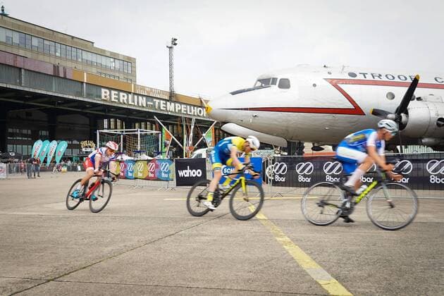 News Themen der Woche KW17 News Bilder des Tages 27.04.2019,Berlin,Deutschland,GER, Flughafen Tempelhof Gelände,VELOBerlin 2019, Messe VELOBerlin, Das Fahrradfestival ist eine Publikumsleitmesse rund um Fahrrad & urbane Mobilität. Mehr als 270 Aussteller präsentieren auf der VELOBerlin aktuelle Trends und Innovationen aus der Fahrradbranche und dem Bereich urbane Mobilität.
