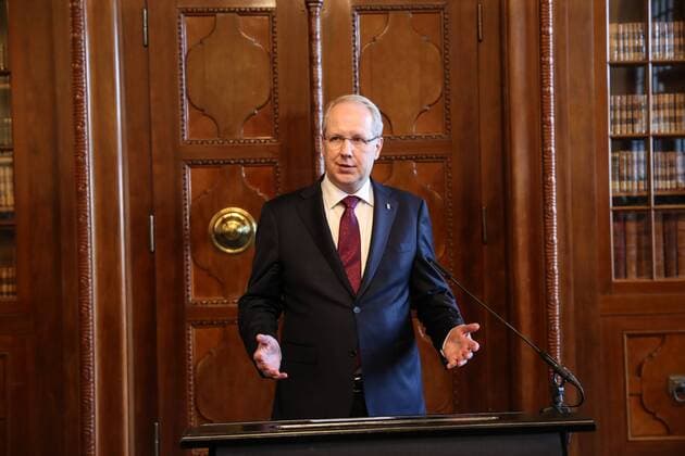 News Themen der Woche KW18 News Bilder des Tages Hannover, neues Rathaus, 30.04.2019, Oberbürgermeister Stefan Schostok gibt seinen Rücktritt bekannt,
