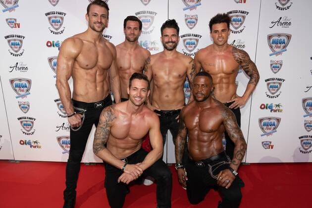 Entertainment Themen der Woche KW19 Entertainment Bilder des Tages Mega Park Saison Opening 2019 - Marc Terenzi mit Sixx Paxx;Mega Park Saison Opening 2019 -, Mallorca Mallorca Spanien Playa de Palma