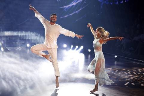 Benjamin Piwko und Isabel Edvardsson im Halbfinale der 12. Staffel der RTL-Tanzshow Let s Dance im MMC Coloneum. Köln, 07.06.2019