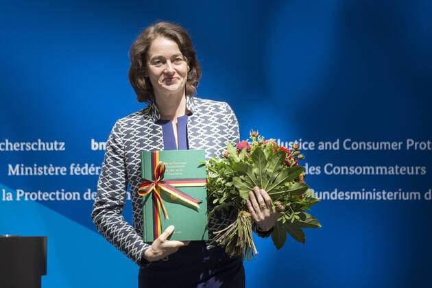 News Themen der Woche KW26 News Bilder des Tages Katarina Barley, Bundesministerin a.D., aufgenommen im Rahmen der Amtsuebergabe im Bundesministerium fuer Justiz und Verbraucherschutz in Berlin, 27.06.2019. Berlin Germany