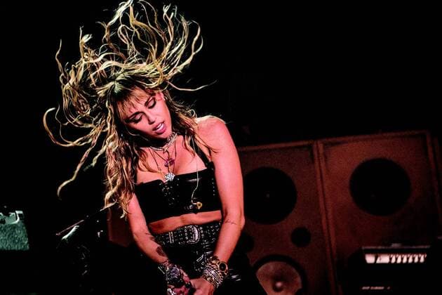 Entertainment Themen der Woche KW26 Entertainment Bilder des Tages Verdensstjernen, Miley Cyrus, festede paa Roed Scene omkring midnat paa Tinderbox fredag den 28. juni 2019. BT og For Denmark only.. , Odense Denmark Copyright: HellexArensbak HellexArensbakx COP200 spdk20190628-234846-L