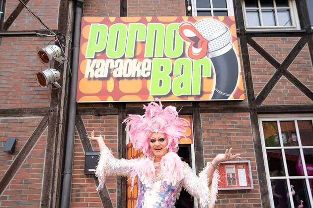 Entertainment Themen der Woche KW30 Entertainment Bilder des Tages Olivia Jones;Pressetermin zur Eröffnung Olivia Jones Porno Karaoke Bar, Große Freiheit auf St. Pauli in Hamburg,
