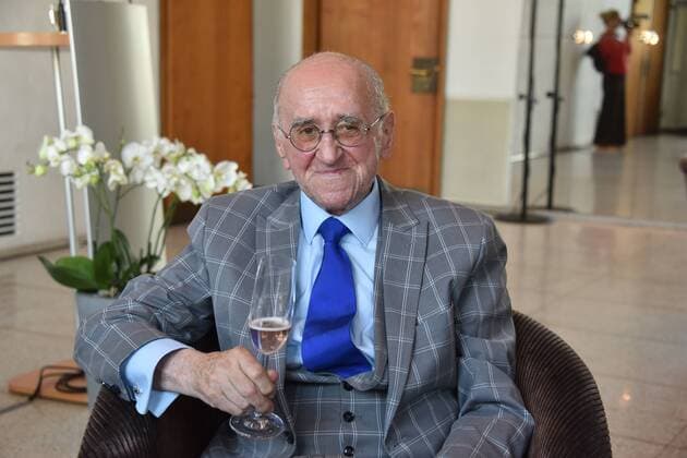 Entertainment Themen der Woche KW33 Entertainment Bilder des Tages Der Moderator Dr. Alfred Biolek am 16.08.2019 in Köln bei einem Empfang im Rathaus aus Anlass des 85. Geburtstag von Alfred Biolek und dem Eintrag ins goldene Buch der Stadt Köln.
