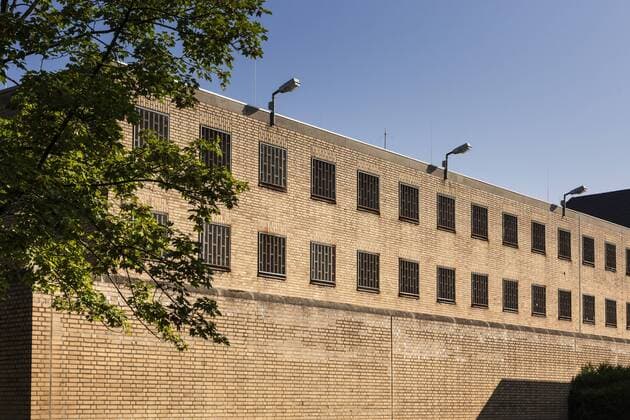 Justizvollzugsanstalt, JVA Duisburg-Hamborn, Zweiganstalt Dinslaken, Frauengefängnis