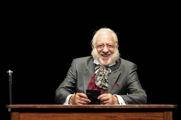 Bilder des Jahres 2019, Entertainment 09 September Entertainment Themen der Woche KW36 Schauspieler Dieter Hallervorden, am 04.09.2019 bei der Fotoprobe zur schwarzen Kommoedie ADEL VERPFLICHTET im Berliner Schlosspark Theater, Premiere 07.09.2019 Adel verpflichtet - Berlin