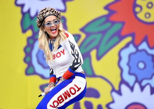 Bilder des Jahres 2019, Entertainment 09 September Entertainment Themen der Woche KW36 Entertainment Bilder des Tages 08.09.2019, xlakx, Entertainment Musik,Lollapalooza Berlin 2019 emspor, v.l.Saengerin Rita Ora steht beim zweitaegigen Musikfestival Lollapalooza 2019 auf dem Gelaende des Olympiaparks auf der Buehne Berlin