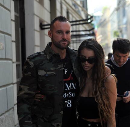 Milan, Philipp Plein and girlfriend at the center Philipp Plein strolls through the downtown streets with his girlfriend Andrea. The two, after a walk and some kisses exchanged among the people, go to the showroom set up for the fashion week. They leave after an hour and return to the hotel.  Copyright: xMimmoxCarrierox xIPAx xMimmoxCarrierox