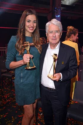 Bilder des Jahres 2019, Entertainment 09 September Entertainment Themen der Woche KW39 Saliha Oezcan (Sallys Welt), Frank Elstner bei den YouTube Goldene Kamera Digital Awards im Kraftwerk in Berlin am 26.09.2019