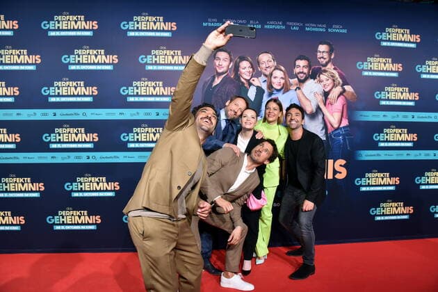 Bilder des Jahres 2019, Entertainment 10 Oktober Entertainment Bilder des Tages Wotan Wilke Möhring, Elyas M Barek, Jessica Schwarz, Karoline Herfurth, Regisseur Bora Dagtekin und Florian David Fitz kommt zum Premiere des Films Das Perfekte Geheimnis in dem Kölner Cinedom am 23.10.2019 in Köln.