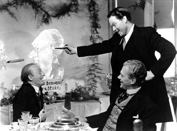 Everett Sloane, Orson Welles & Joseph Cotten Characters: Mr. Bernstein, Charles Foster Kane, Jedediah Leland Film: Citizen Kane (USA 1941) Director: Orson Welles 01 May 1941  Copyright: MaryxEvansxAFxArchive 12030793 editorial use only