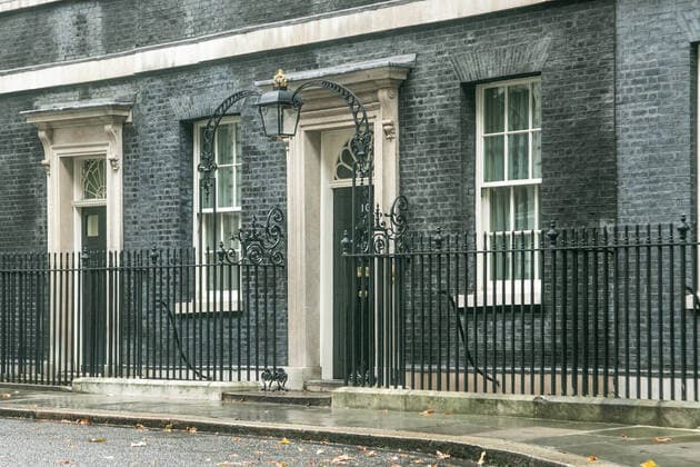 November 1, 2019, London, United Kingdom: A side view and exterior of 10 Downing Street official residence of the Prime Minister and headquarters of the British government. London United Kingdom - ZUMAs197 20191101_zab_s197_005 Copyright: xAmerxGhazzalx