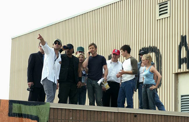 Ty Burrell, Zack Snyder, Ving Rhames, Kim Poirier, Boyd Banks, Jake Weber, R.D. Reid, Kevin Zegers, Michael Kelly & Sarah Polley Characters: Steve,Commando at White House (uncredited),Kenneth,Monica,Tucker,Michael,Glen,Terry,CJ & Ana Film: Dawn Of The Dead (2004) 19 March 2004 Copyright: MaryxEvansxAFxArchivexUniversal 12599289 editorial use only