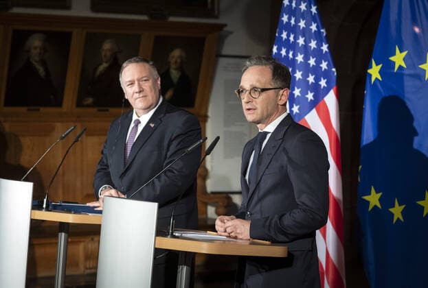 Bilder des Jahres 2019, News 11 November News Themen der Woche KW45 News Bilder des Tages Pressekonferenz von Bundesaussenminister Heiko Maas, SPD, und US Aussenminister Mike Pompeo im Alten Rathaus der Stadt Leipzig. 07.11.2019 Leipzig Deutschland