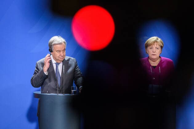 Bilder des Jahres 2019, News 11 November News Themen der Woche KW48 News Bilder des Tages Berlin, Pressekonferenz von Angela Merkel und Antonio Guterres Deutschland, Berlin - 26.11.2019: Im Bild sind die deutsche Bundeskanzlerin Angela Merkel (cdu) und der Generalsekretärs der Vereinten Nationen Antonio Guterres während der gemeinsamen Pressekonferenz zu sehen. Berlin Bundeskanzleramt Berlin Deutschland