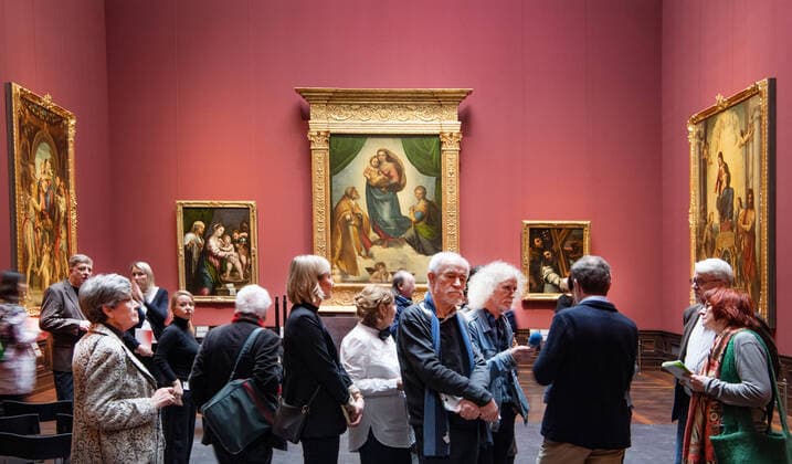2020 Bilder des Jahres, News 02 Februar News Themen der Woche KW09 News Bilder des Tages GER Sachsen Dresden Wiedereroeffnung des Semperbaues am Zwinger mit der Gemaeldegalerie Alte Meister und der Skulpturensammlung - besonders im Blickpunkt die Sixtinische Madonna von Raffael ddbd