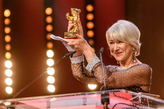 2020 Bilder des Jahres, Entertainment 02 Februar Entertainment Bilder des Tages Schauspielerin Helen Mirren während dder Verleihung des Goldenen Ehrenbären an Helen Mirren bei den 70. Internationalen Filmfestspiele Berlin snapshot-photography xF.Boillot
