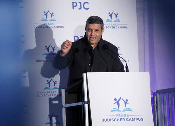 Raed Saleh, Vorsitzender der SPD-Fraktion im Berliner Abgeordnetenhaus, Deutschland, Berlin, Richtfest für den Bau des Jüdischen Campus Berlin, 01.03.2020