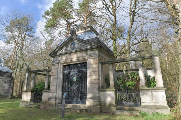 Familiengrab Langenscheidt, Grab Gustav Langenscheidt, Südwestkirchhof, Bahnhofstrasse, Stahnsdorf, Brandenburg, Deutschland