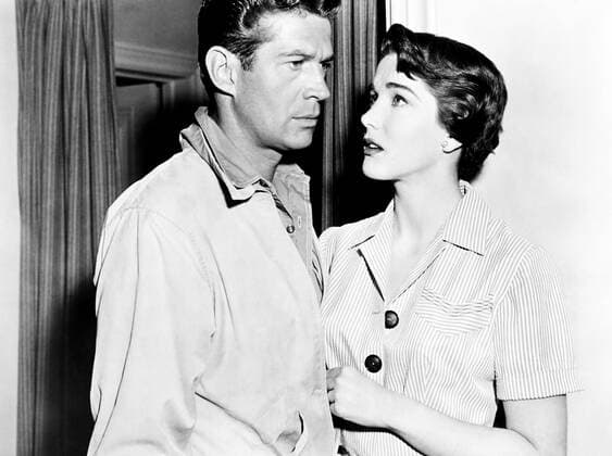 SIX BRIDGES TO CROSS, from left, George Nader, Julie Adams, 1955 !ACHTUNG AUFNAHMEDATUM GESCHÃ„TZT! PUBLICATIONXNOTxINxCANxCHNxFRAxITAxJPNxNORxPOLxRUSxESPxUKxUSA Copyright: xCourtesyxEverettxCollectionx MBDSIBR EC026