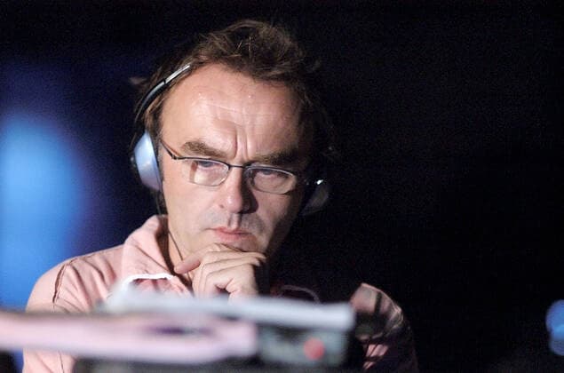 SUNSHINE, director Danny Boyle, on set, 2007. TM and Copyright Fox Searchlight. All rights reserved Courtesy Everett Collection Fox Searchlight Courtesy Everett Collection !ACHTUNG AUFNAHMEDATUM GESCHÃ„TZT! PUBLICATIONXNOTxINxCANxCHNxFRAxITAxJPNxNORxPOLxRUSxESPxUKxUSA Copyright: xFoxxSearchlight CourtesyxEverettxCollectionx MCDSUNS FS038