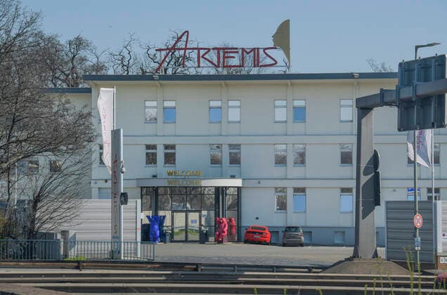 Berlin in Zeiten der Corona-Krise, 25.03.2020. Hier: Bordell Artemis hat geschlossen, Westend, Charlottenburg, Berlin, Deutschland