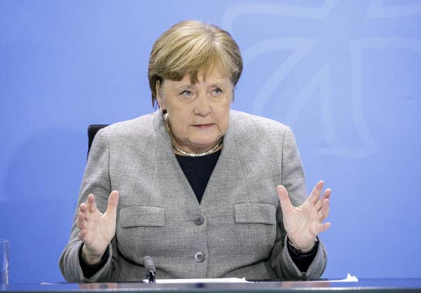 Bilder des Jahres 2020, News 04 April Bundeskanzlerin Angela Merkel, CDU, gibt nach einer Videokonferenz des Bundesregierung mit den Ministerpraesidenten, im Zusammenhang mit dem Coronavirus, eine Presseunterrichtung. Berlin, 15.04.2020 Berlin Deutschland