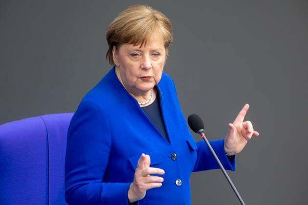 Bilder des Jahres 2020, News 05 Mai News Bilder des Tages Deutschland, Berlin, Bundestag, 159. Sitzung, Befragung der Bundesregierung, Bundeskanzlerin Angela Merkel CDU, 13.05.2020