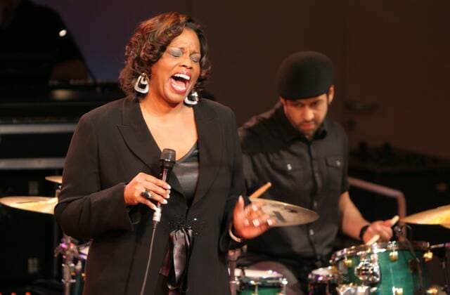 77 Konzert: Diane Reeves und Band im Kammermusiksaal Philharmonie, Gesang, Jazz, Sängerin, Musik, Berlin Deutschland, Germany Copyright: xPOP-EYE Gabschx 00156164_00156164