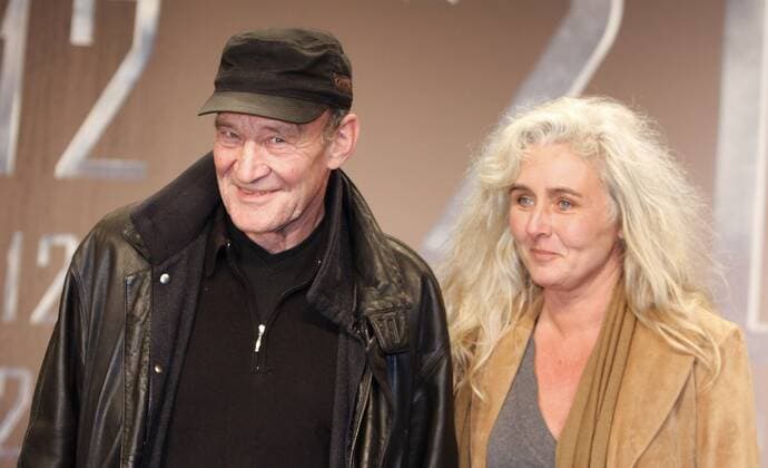 77 Kino: Michael Mendl, bei der 2012 Premiere im CineStar Kino im Sony Center, Kino, Cinema, Roter Teppich, Rot, roten, Berlin Deutschland, Germany Copyright: xPOP-EYE Gabschx 00204807_00204807