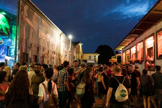 19 Fete de la Musique, Cassiopeia, Konzerte und Livemusik auf dem RAW-Gelaende am 21.06.19, Party, Spass, Sommersonnenwende, Abend, Sonnenuntergang, laengster Tag, kuerzeste Nacht, Musik Berlin Deutschland, Germany Copyright: xPOP-EYEx xBenxKriemannx 10114253_FeteDeLaMusique_2495