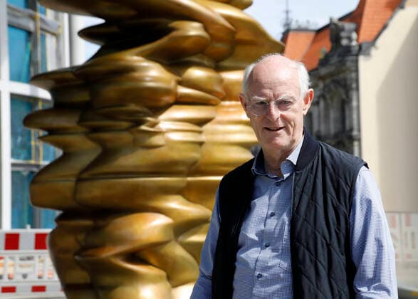 Bilder des Jahres 2020, Entertainment 06 Juni Entertainment Bilder des Tages Künstler Tony Cragg, Deutschland, Berlin, Marie-Elisabeth-Lüders-Haus, Terrasse Luisenstraße, Einweihung der Skulptur Werdendes von Tony Cragg, 30.06.2020