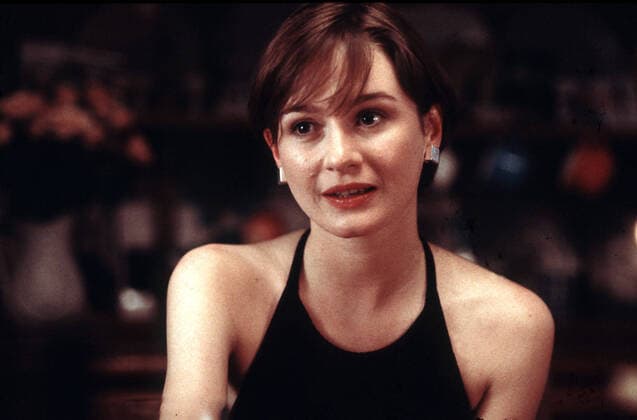 NOTTING HILL BOOKSHOP PRODUCTIONS NOTTING HILL PICTURES WORKING TITLE POLYGRAM FILMED ENT EMILY MORTIMER Date: 1999. Strictly editorial use only in conjunction with the promotion of the film. Credit line mandatory. This image is copyright of the film company and is supplied under the terms of issue as film still. No commercial or book cover use permitted without prior consent from the film company.  Mandatory credit line: Image courtesy Ronald Grant Archive Mary Evans