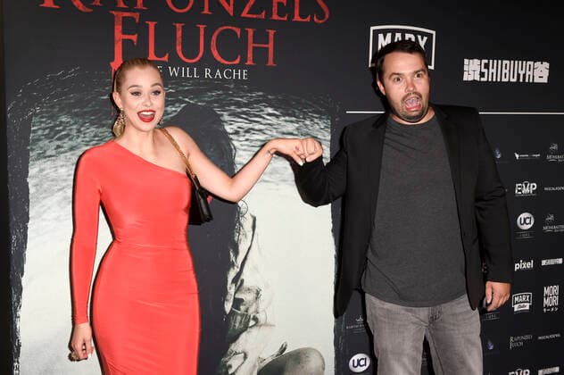 Bilder des Jahres 2020, Entertainment 07 Juli Entertainment Themen der Woche KW31 Sophie Swan und David Brückner bei der Premiere des Kinofilms Rapunzels Fluch im UCI Luxe Mercedes Platz. Berlin, 31.07.2020