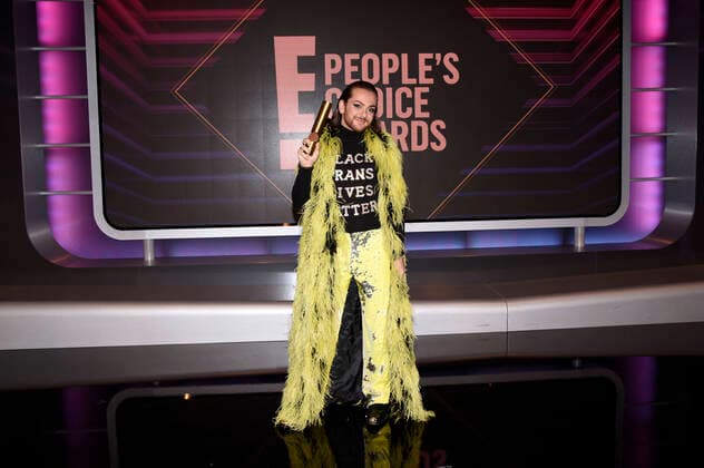 Bilder des Jahres 2020, Entertainment 10 Oktober Entertainment Themen der Woche KW44 Riccardo Simonetti, Preisträger German Personality of 2020, bei der Verleihung der E! People s Choice Awards 2020 im Sky Studio. Unterföhring, 29.10.2020