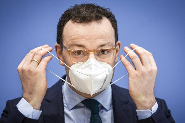 Bilder des Jahres 2021, News 01 Januar News Themen der Woche KW03 News Bilder des Tages Bundespressekonferenz zum Thema: Die Corona-Lage im Lockdown. Jens Spahn, Bundesminister fuer Gesundheit, erscheint zur Pressekonferenz. Berlin, 22.01.2021. Berlin Deutschland