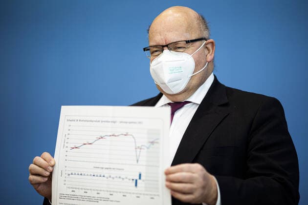 Bilder des Jahres 2021, News 01 Januar News Themen der Woche KW04 News Bilder des Tages Peter Altmaier, Bundesminister fuer Wirtschaft und Energie, aufgenommen im Rahmen der Pressekonferenz zur Vorstellung des Jahreswirtschaftsberichts 2021 in Berlin, 27.01.2021. Berlin Deutschland