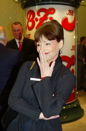 BZ Kulturpreis 2004 Copyright: IMAGO. Herrmann 27.01.2004 Angelika Domröse Thema: Verleihung des B.Z. Kulturpreises in der neuen Ulsteinhalle bei Springer in Berlin. Copyright: xEventpressxHerrmannx