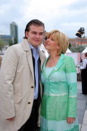 ZDF Sommerfest Carmen Nebel mit Sohn Gregor ZDF Sommerfest Sommertreff auf dem Kultrurforum in Berlin Copyright: IMAGO. Herrmann Datum: 05.07.2007 Copyright: xEventpressxHerrmannx