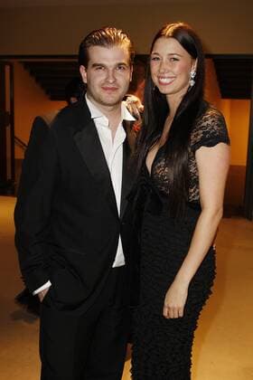 Gregor Nebel und Begleitung ( neue Freundin ? ) Nadine bei der 17. Festlichen Operngala fÃ?r die Deutsche AIDS-Stiftung in der Deutsche Oper Berlin. Copyright: xEventpressxRadkex