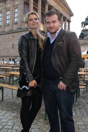 Gregor Nebel und Diana bei dem ZDF Sommertreff 2011 im Colonnadenhof der Museumsinsel in Berlin. Copyright: xEventpressxHerrmannx