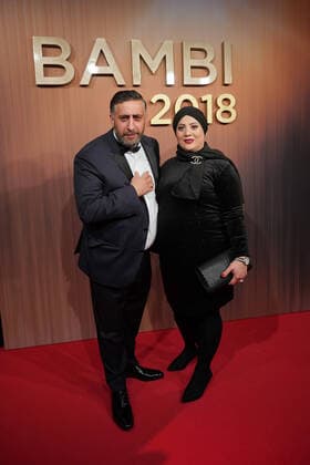 Kida Khodr Ramadan mit schwangerer Frau Meryem Ramadan Verleihung des BAMBI 2018 im Theater am Potsdamer Platz in Berlin Copyright: xEventpressxRadkex