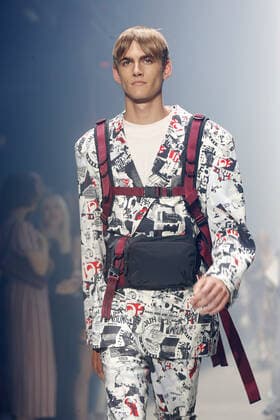 Presley Walker Gerber auf dem Catwalk bei der Hugo Boss Fashion Show im Rahmen der Berlin Fashion Week im Motorwerk in Berlin. Copyright: xEventpressxGolejewskix